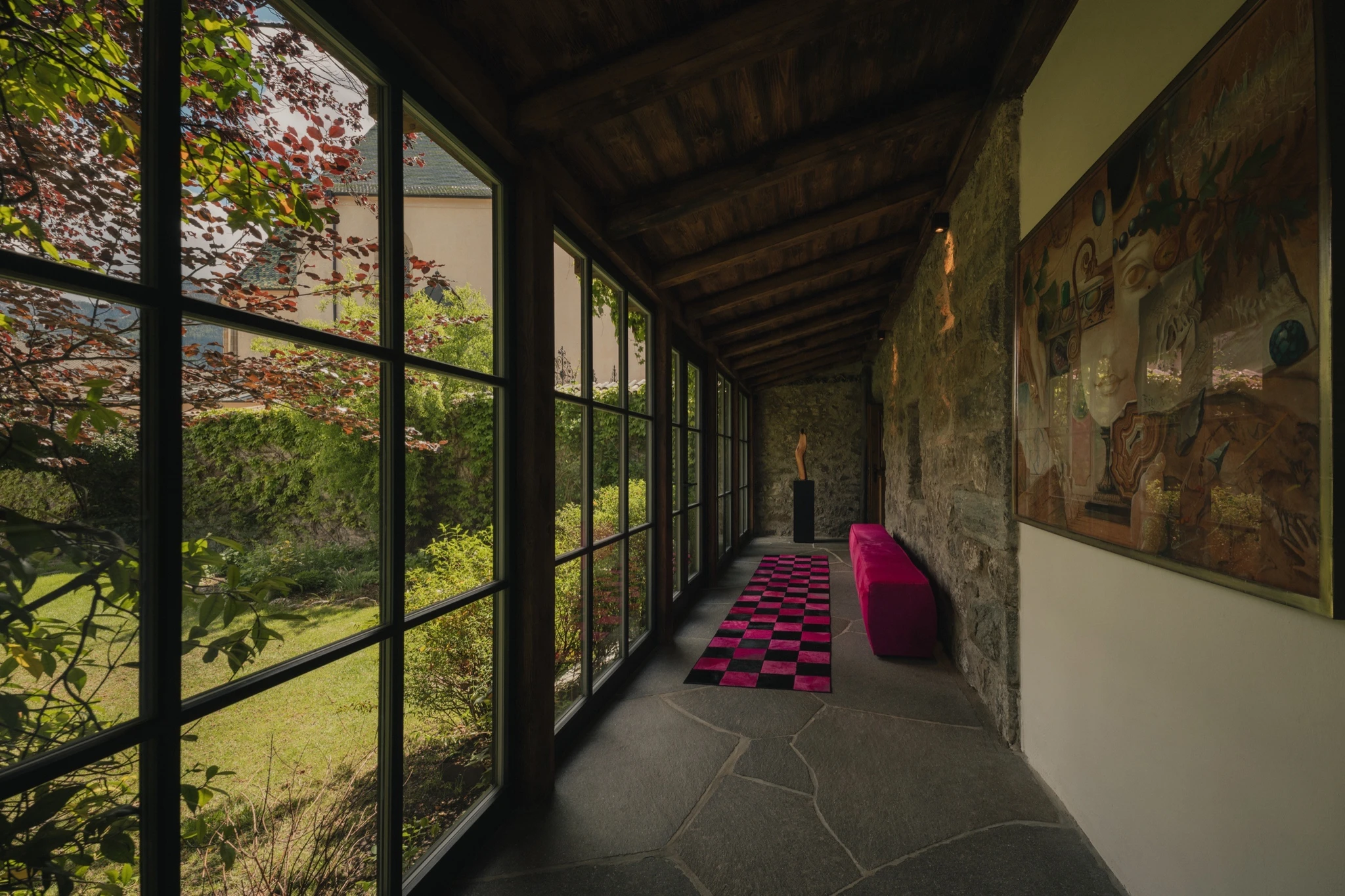 Hotel Turm – Feature